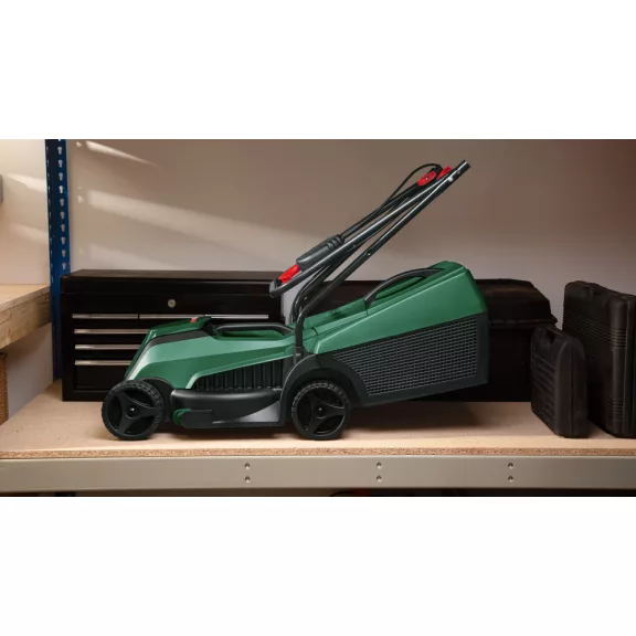 BOSCH 06008B9D00 EasyMower 18V-32-200 Akkus fűnyíró (1x4,0 Ah)
