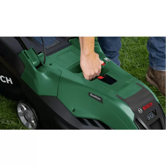 BOSCH 06008B9F02 AdvancedRotak 36V-40-650 Akkus fűnyíró (2x4.0Ah)