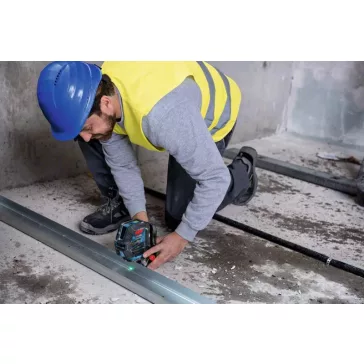   BOSCH 0601066M01 GCL 2-50 G zöld Kombilézer + RM 10 Tartó + BT 150 Állvány