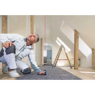  BOSCH 0601072900 GLM 40 Lézeres távolságmérő + 2 db 1,5 V-os LR03 (AAA)