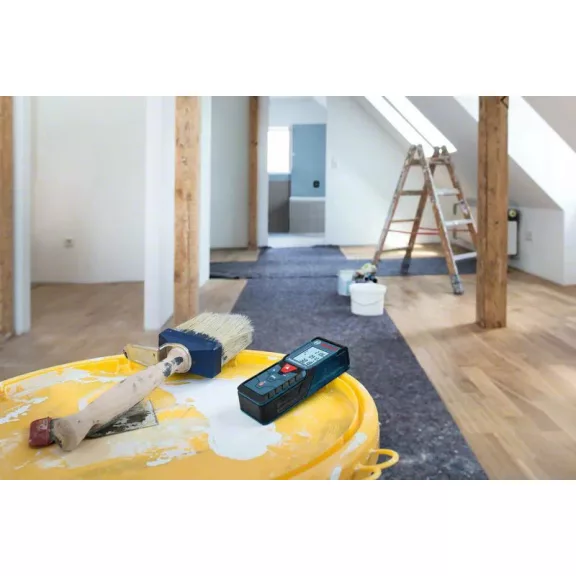 BOSCH 0601072900 GLM 40 Lézeres távolságmérő + 2 db 1,5 V-os LR03 (AAA)