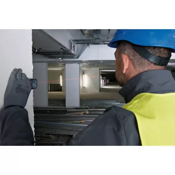 BOSCH 0601072S00 GLM 50-22 Lézeres távolságmérő + 2 db 1,5 V-os LR6 (AA)