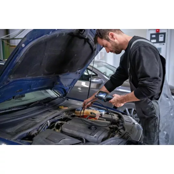 BOSCH 0601241401 GIC 12V-5-27 C vizsgálókamera L-boxx akkuval és töltővel