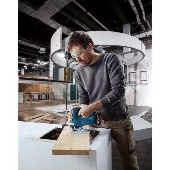 BOSCH 06015B3021 GST 185-LI Akkus szúrófűrész vasaló markolattal (akku és töltő nélkül) kartondobozban