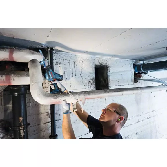 BOSCH 06016A5001 GSA 18 V-LI C Akkus szablyafűrész (akku és töltő nélkül) L-Boxx-ban