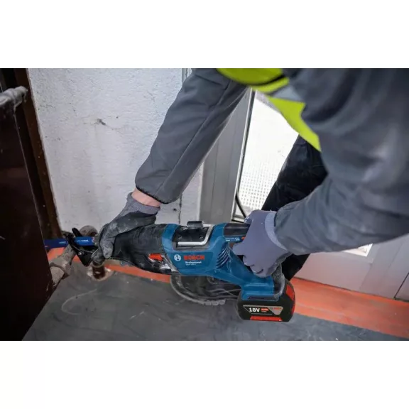 BOSCH 06016C0020 GSA 185-LI Akkus szablyafűrész (akku és töltő nélkül) kartondobozban