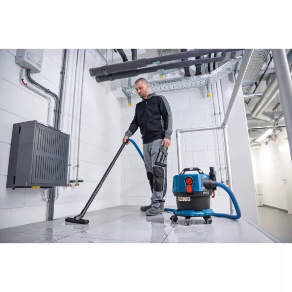 BOSCH 06019K2000 GAS 18V-12 MC Akkus porszívó (Akku és töltő nélkül)