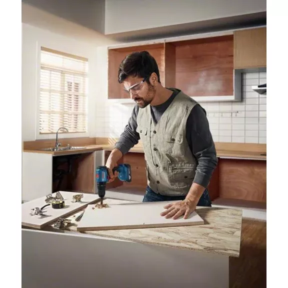 BOSCH 06019K3103 GSB 185-LI Akkus ütvefúró-csavarozó akku és töltő nélkül szerszámkofferben