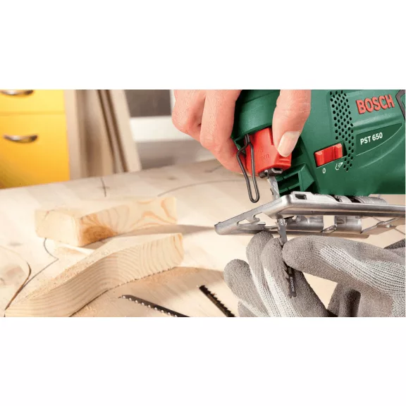 BOSCH 06033A0720 PST 650 Szúrófűrész kofferben
