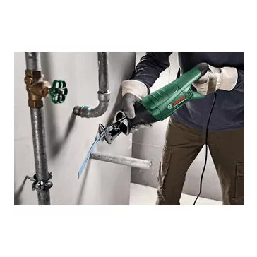   BOSCH 06033A7001 PSA 700 E Szablyafűrész + 3 részes fűrészlap készlet