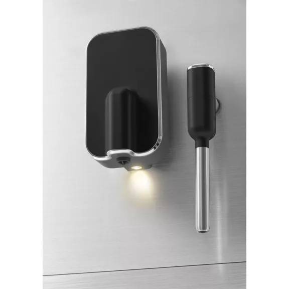 SMEG AUTOMATA KÁVÉFŐZŐ, Collezione design, tejhabosító funkció, matt fekete