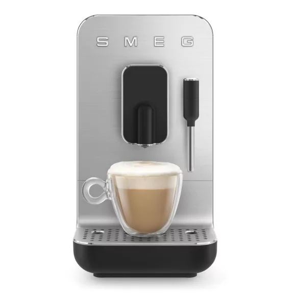 SMEG AUTOMATA KÁVÉFŐZŐ, Collezione design, tejhabosító funkció, matt fekete