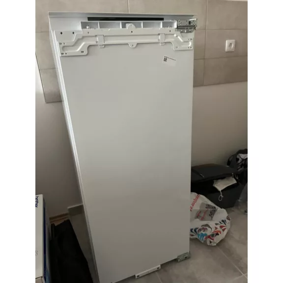 Electrolux Novamatic EKI1710.3R Beépíthető hűtőszekrény | 214 l | 126.5 cm magas | 54.7 cm széles