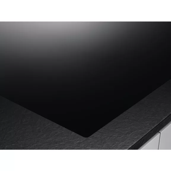 AEG IKB32300CB Beépíthető indukciós főzőlap | 29 cm | Fekete