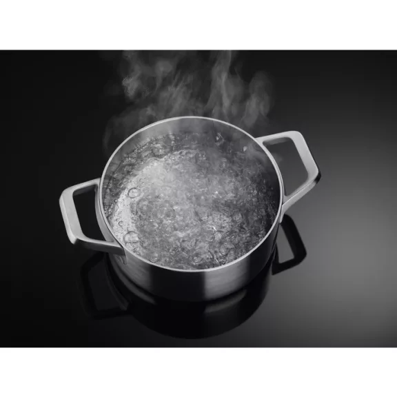 AEG IKB32300CB Beépíthető indukciós főzőlap | 29 cm | Fekete