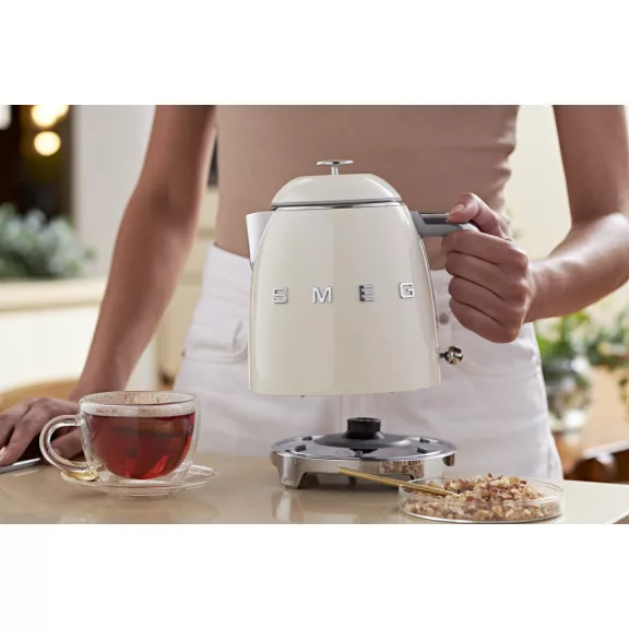 SMEG MINI VÍZFORRALÓ, retro, bézs