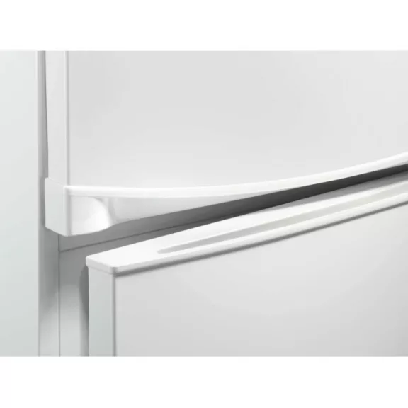 Electrolux LNT3LE3W1L Szabadonálló kombinált alulfagyasztós hűtőszekrény | LowFrost | 195/110 l | 175 cm magas | 59.5 cm széles | Fehér
