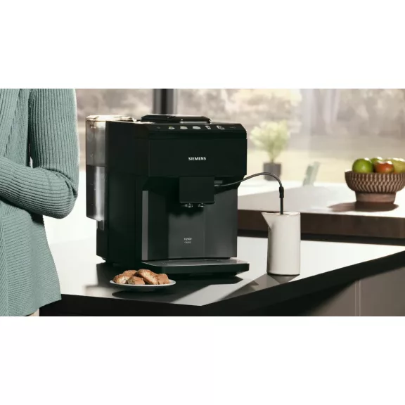 SIEMENS TP511R09 Teljesen automata kávéfőző | EQ500 | Fekete | Kivehető víztartály | 15 bar