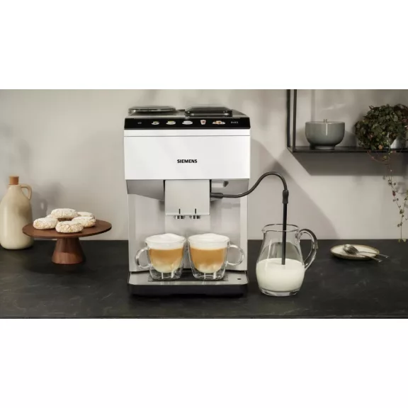 SIEMENS TP515R02 Teljesen automata kávéfőző | EQ500 | Fehér | Kivehető víztartály | 15 bar