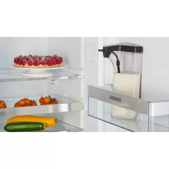 SIEMENS TQ717R03 Teljesen automata kávéfőző | EQ700 | Nemesacél/Fekete | Kivehető víztartály | 19 bar